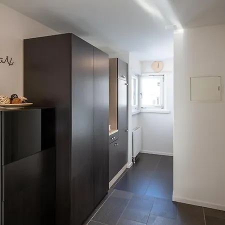 Agrimonia - Moebilierte Ferienwohnung Mit Balkon Davos Extérieur photo